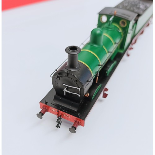 105 - A Bachmann OO gauge 0-6-0 locomotive and tender, No 31-463-LN05, boxed  Provenance: From a vast sing... 