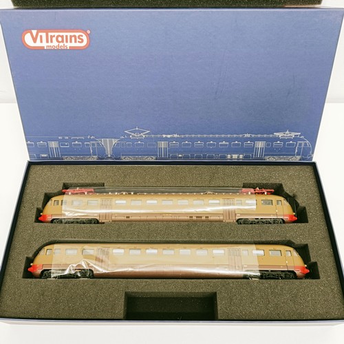 109 - A ViTrains two car train set, No 1037, boxed Provenance: From a vast single owner collection of OO g... 