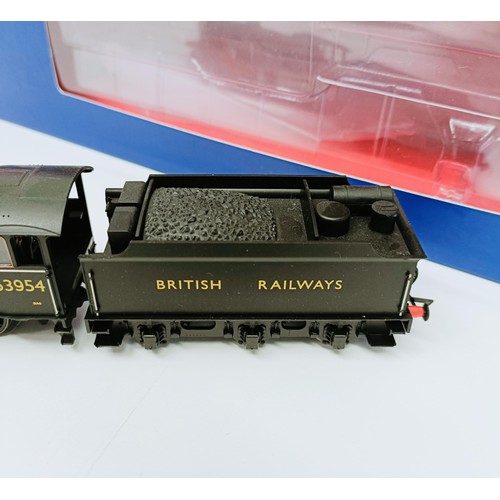 114 - A Heljan HO gauge 2-8-0 locomotive and tender, No 6603911, boxed  Provenance: From a vast single own... 