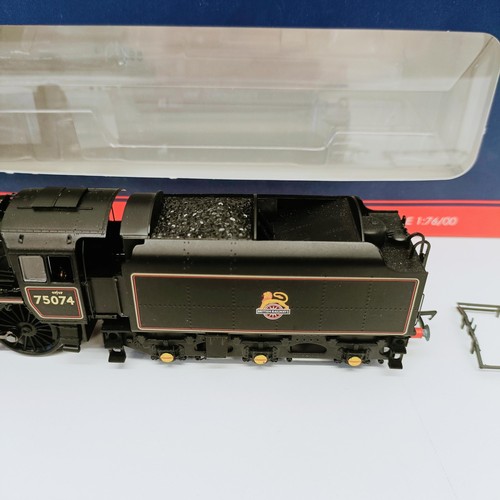 115 - A Bachmann OO gauge 4-6-0 locomotive and tender, No 31-117DC, boxed  Provenance: From a vast single ... 