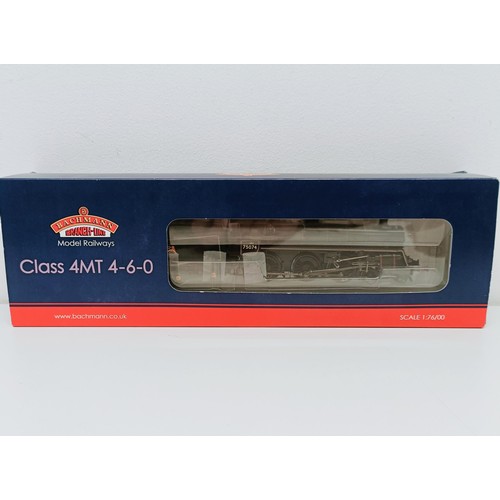 115 - A Bachmann OO gauge 4-6-0 locomotive and tender, No 31-117DC, boxed  Provenance: From a vast single ... 