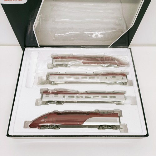 119 - A Lima four car train set, No HL2001, boxed  Provenance: From a vast single owner collection of OO g... 