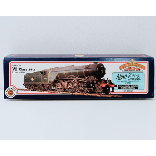 199 - A Bachmann OO gauge 2-6-2 locomotive and tender, No 31-553, boxed Provenance: From a vast single own... 