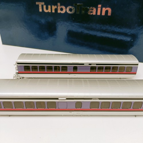 250 - A Rapido HO gauge four car train set, No 200002, boxed  Provenance: From a vast single owner collect... 