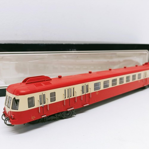 268 - A Electrotren HO gauge locomotive, No 2200, boxed   Provenance: From a vast single owner collection ... 