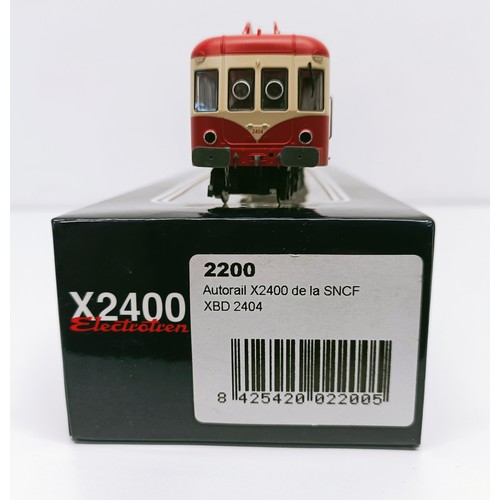 268 - A Electrotren HO gauge locomotive, No 2200, boxed   Provenance: From a vast single owner collection ... 