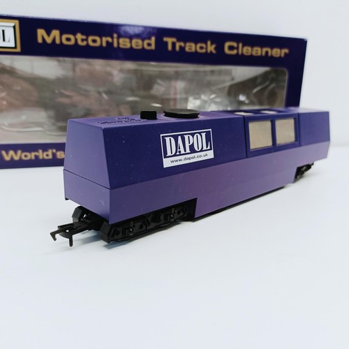 269 - A Dapol OO gauge Motorised Track Cleaner, No B800, boxed  Provenance: From a vast single owner colle... 