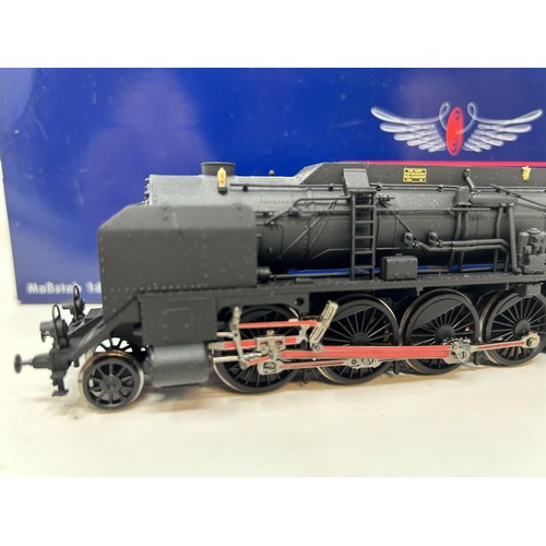 139 - A Liliput HO gauge 2-8-4 locomotive and tender, No L101213, boxed Provenance: From a vast single own... 