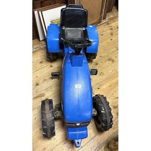 340 - A sit-on pedal tractor