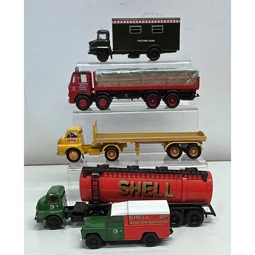 348 - Four Corgi Classics models, No 31005, 24502, 3307 and 19802 (4)