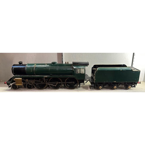 356 - A 3 1/2 inch live steam 4-6-0 locomotive and tender, in green and black livery, approx. 124 cm long ... 