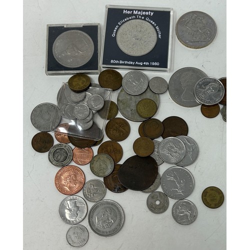 646 - A Queen Victoria shilling, 1856, assorted commemorative and other coins (qty)