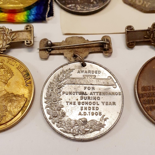 487 - A 1914 Star trio, awarded to 5-104 Pte W Dethridge 1/Rifle Brigade, with his WWI bronze death plaque... 