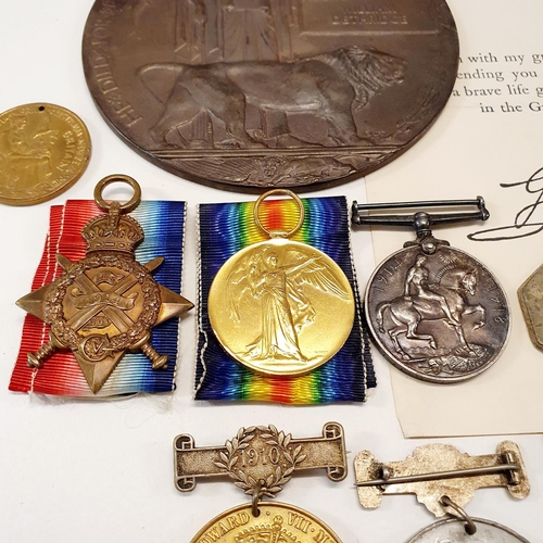 487 - A 1914 Star trio, awarded to 5-104 Pte W Dethridge 1/Rifle Brigade, with his WWI bronze death plaque... 