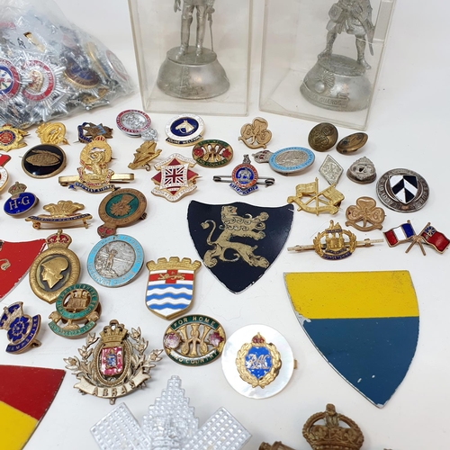 526 - Assorted military and other badges, sweetheart badges, books and related items (box)