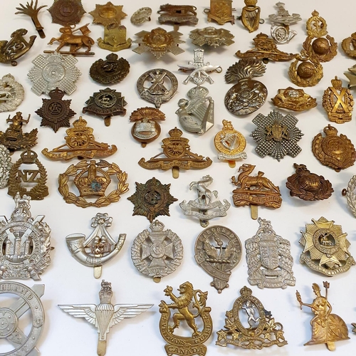 527 - Assorted military badges