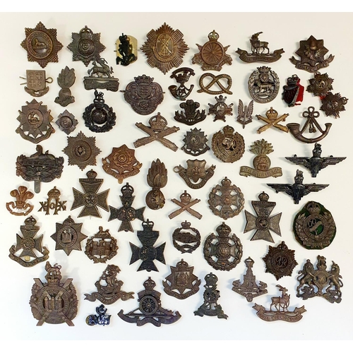 530 - Assorted military badges