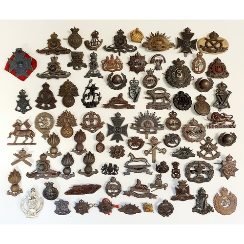 532 - Assorted military badges