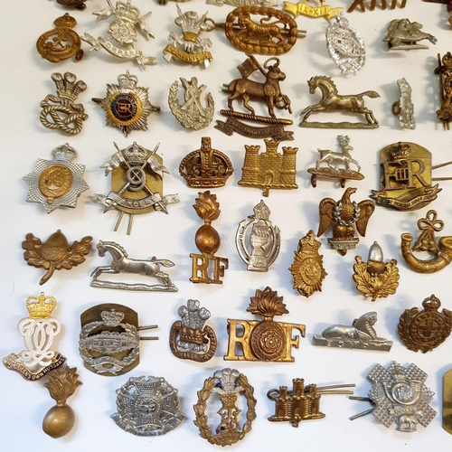 533 - Assorted military badges