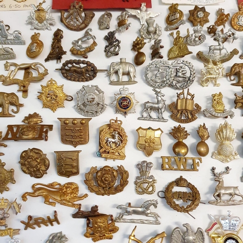 533 - Assorted military badges