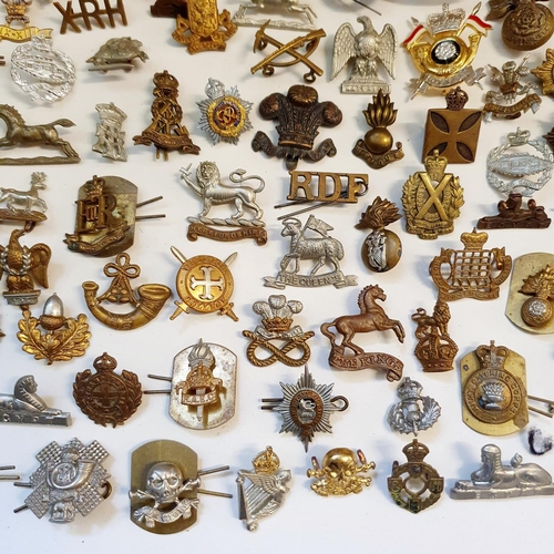 533 - Assorted military badges