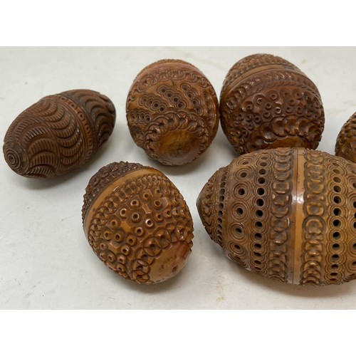 769 - Six carved coquilla nuts (6)