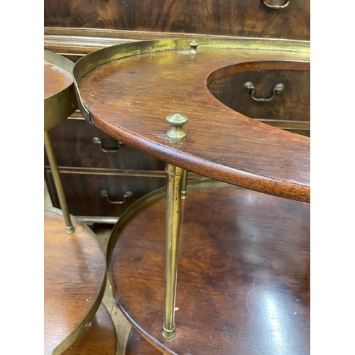 886 - An unusual pair of mahogany and brass campaign oval washstands, having three tiers, 85 cm high x 70 ... 