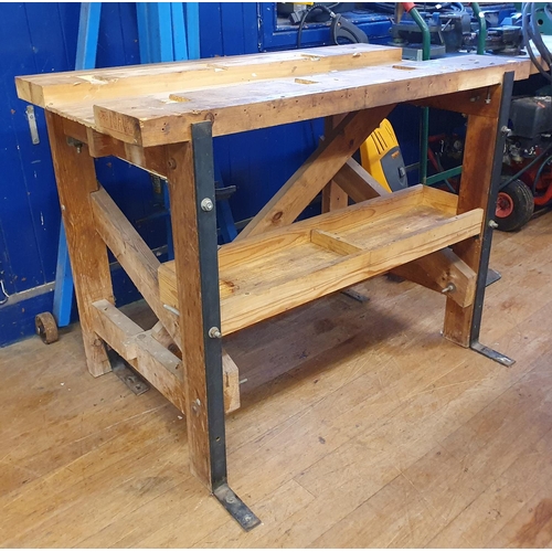 506 - A work bench, 122 cm wide, and another, 199 cm wide (2)
Note: From a deceased estate, being sold wit... 