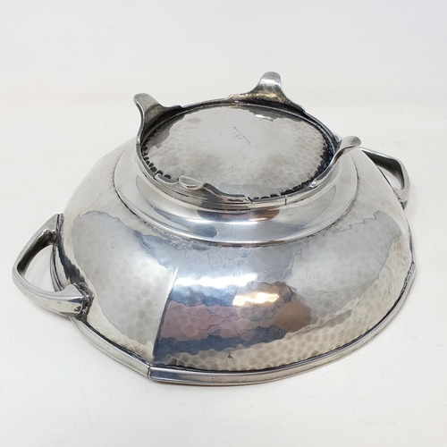 103 - A Period Pewter bowl, by Frank Cobb & Co, 27 cm wide