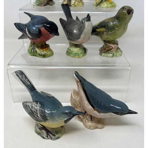 795 - A group of assorted Beswick birds (11)