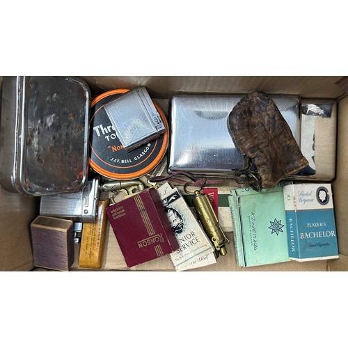 758 - Assorted smoking related items (box)