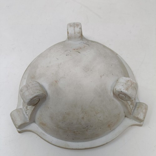 646 - An anointing bowl, 22 cm diameter