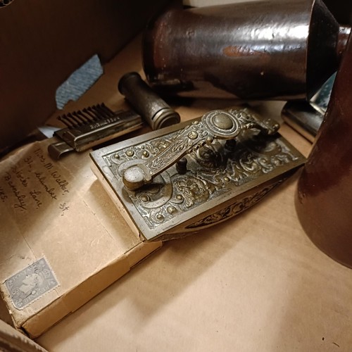 697 - A stoneware ink bottle, a set of postal scales and assorted other items (box)