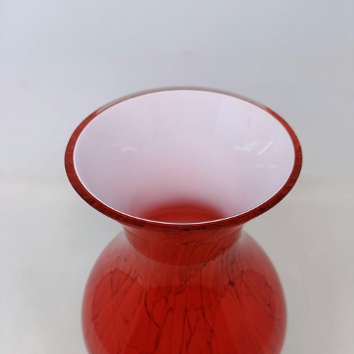 702 - A red Art Glass vase, assorted Spode Christmas pattern china, Lilliput Lane houses, other ceramics a... 