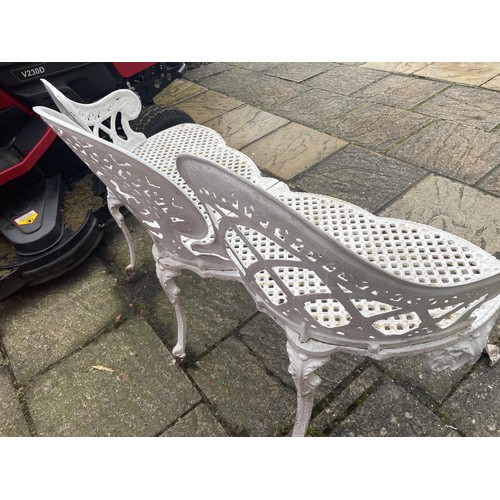 1001 - A Victorian style painted metal three seater garden bench, 136 cm wide