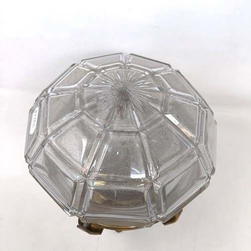 811 - A brass and glass wall light, 24 cm diameter