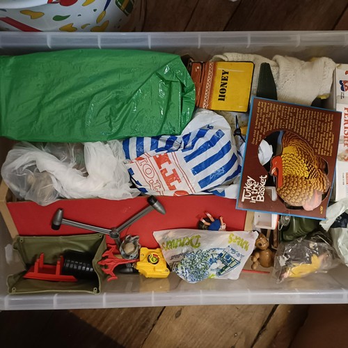 814 - Assorted toys, and various other items (7 boxes)