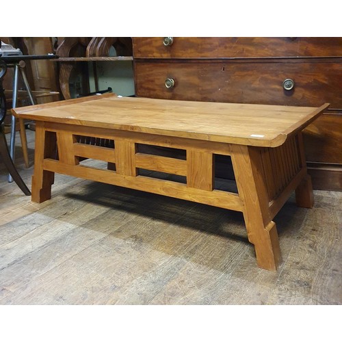 38 - A Finnish teak coffee table, 125 cm wide