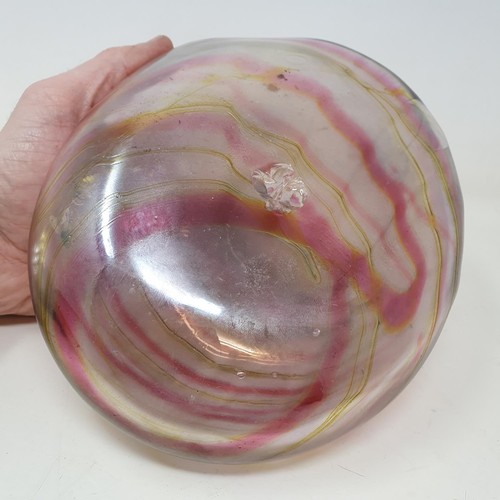 112 - An Art glass vase, 18 cm wide