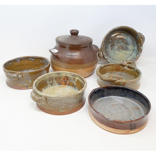 121 - Assorted Studio pottery (box)