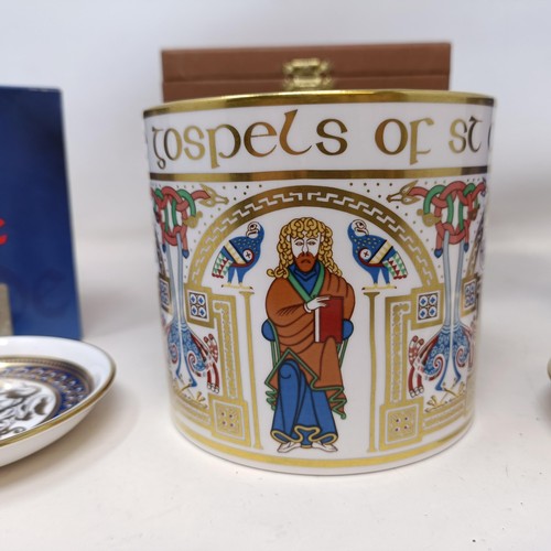 833 - A Spode commemorative mug, boxed, assorted ceramics, silver plate, and a print of grapes (box)