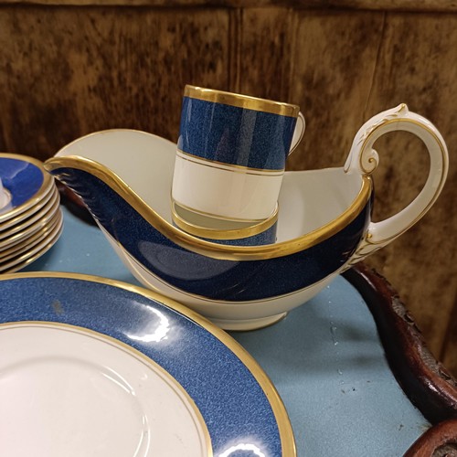 620A - A Coalport Athlone Blue pattern part dinner service, and a tray (box)