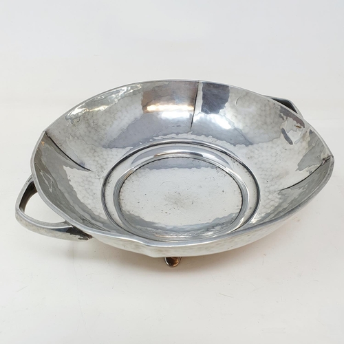 519 - A Period Pewter bowl, by Frank Cobb & Co, 27 cm wide