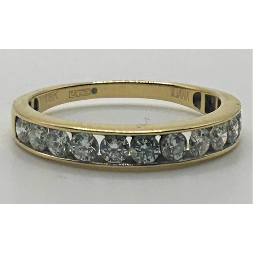 175 - An 18ct gold and diamond ring, ring size S, with an International Gemological Institute Certificate