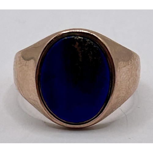 151 - A 9ct gold and lapis lazuli signet ring, ring size Q