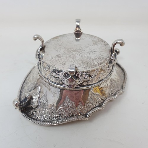 305 - A Victorian silver sugar bowl, of oval form, London 1879, 4.3 ozt