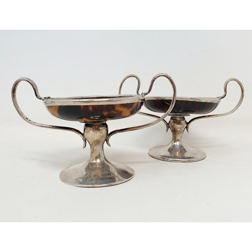 359 - A pair of George V silver and tortoiseshell comports, London 1911, 12.5 cm wide (2)