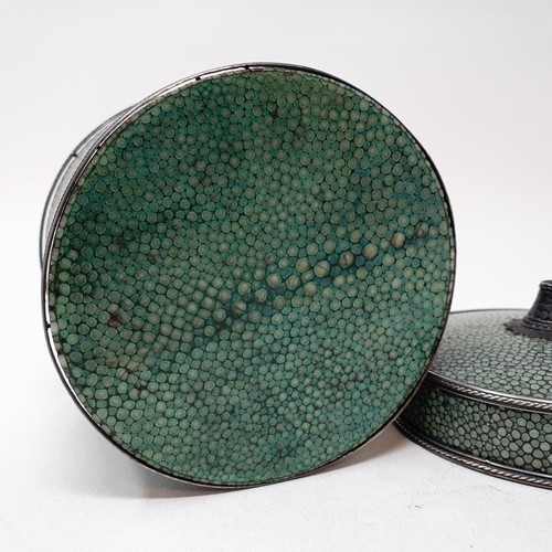 303 - A late 19th/early 20th century shagreen and white metal string box, 10 cm diameter