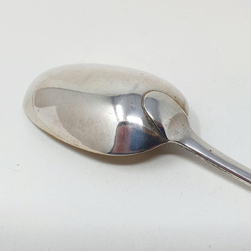 290 - An Edward VII silver Old English and shell pattern basting spoon, London 1906, 4.9 ozt