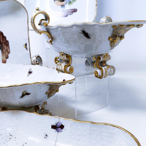 500 - An extensive Meissen Augustus Rex Ornithological dinner service, decorated exotic birds, insects and... 